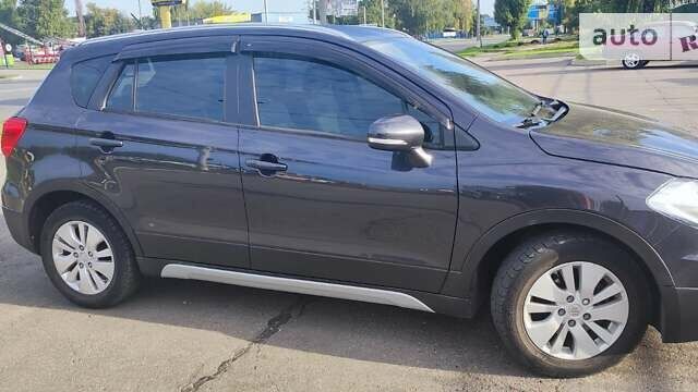 Сузуки СХ4 2013 в Сумах на Automoto.ua Серый Сузуки СХ4, объемом двигателя 1.59 л и пробегом 160 тыс. км за 10500 $, фото 1 на Automoto.ua