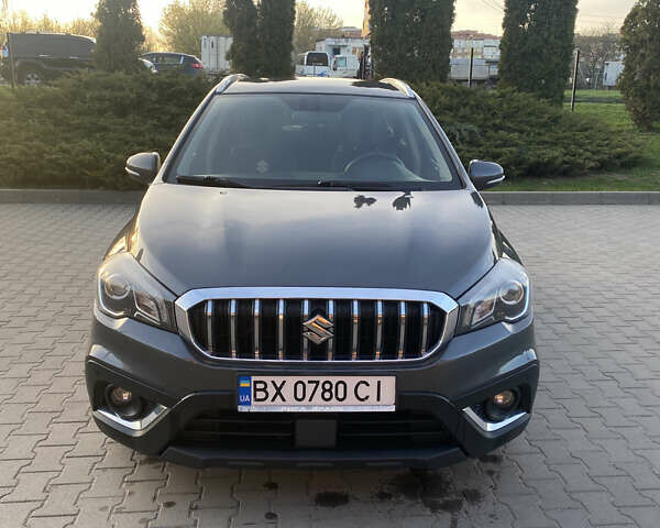 Серый Сузуки СХ4, объемом двигателя 1.59 л и пробегом 93 тыс. км за 16000 $, фото 1 на Automoto.ua