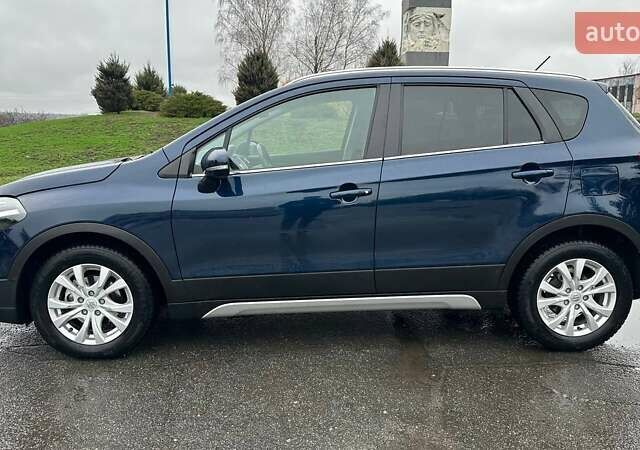 Синий Сузуки СХ4, объемом двигателя 1.59 л и пробегом 80 тыс. км за 18000 $, фото 1 на Automoto.ua