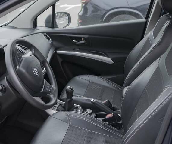Синий Сузуки СХ4, объемом двигателя 1.6 л и пробегом 55 тыс. км за 17200 $, фото 1 на Automoto.ua