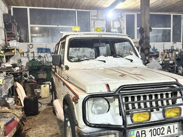 Белый Сузуки Самурай, объемом двигателя 1 л и пробегом 39 тыс. км за 4250 $, фото 1 на Automoto.ua