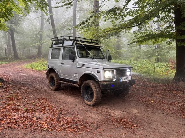 Серый Сузуки Самурай, объемом двигателя 1.3 л и пробегом 176 тыс. км за 5800 $, фото 1 на Automoto.ua