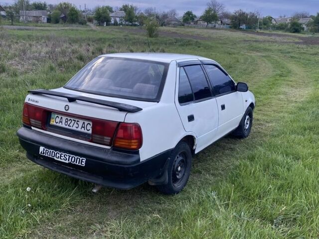 Белый Сузуки Свифт, объемом двигателя 0 л и пробегом 100 тыс. км за 850 $, фото 1 на Automoto.ua