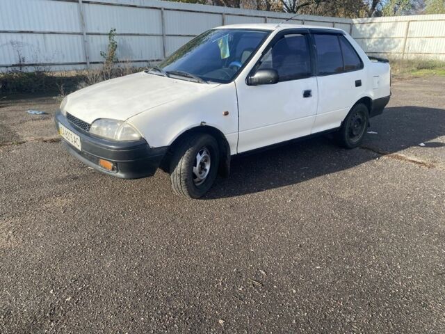 Сузукі Свифт 1995 у Черкасах на Automoto.ua Білий Сузукі Свифт, об'ємом двигуна 1.3 л та пробігом 250 тис. км за 500 $, фото 1 на Automoto.ua