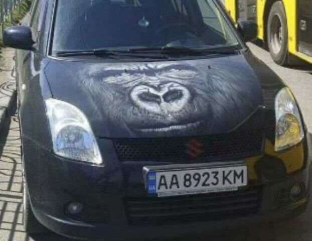 Чорний Сузукі Свифт, об'ємом двигуна 1.33 л та пробігом 156 тис. км за 5000 $, фото 1 на Automoto.ua