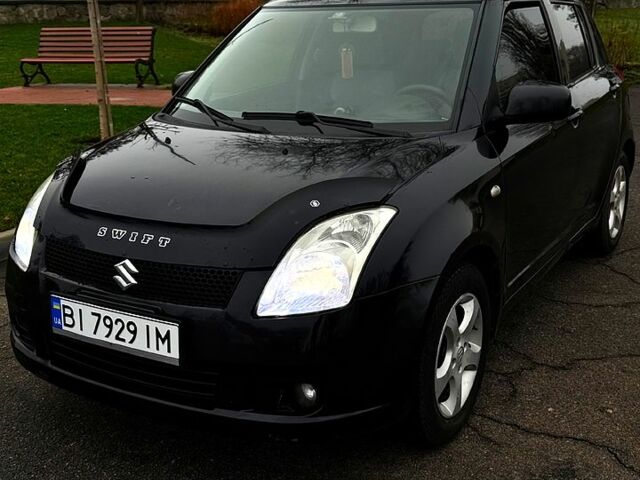 Черный Сузуки Свифт, объемом двигателя 1.3 л и пробегом 234 тыс. км за 5500 $, фото 1 на Automoto.ua