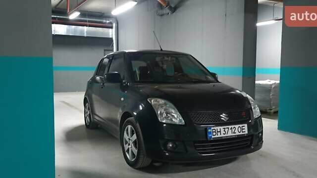 Чорний Сузукі Свифт, об'ємом двигуна 1.33 л та пробігом 123 тис. км за 6000 $, фото 1 на Automoto.ua
