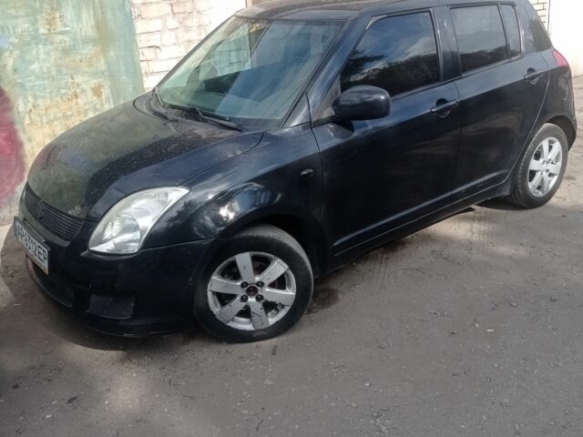 Чорний Сузукі Свифт, об'ємом двигуна 1.5 л та пробігом 181 тис. км за 3500 $, фото 1 на Automoto.ua