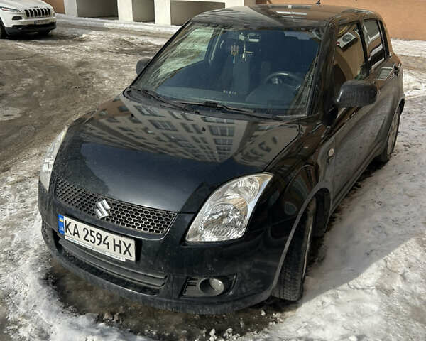 Чорний Сузукі Свифт, об'ємом двигуна 1.49 л та пробігом 99 тис. км за 6900 $, фото 1 на Automoto.ua