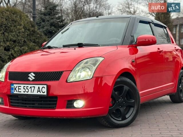 Красный Сузуки Свифт, объемом двигателя 1.33 л и пробегом 253 тыс. км за 4900 $, фото 1 на Automoto.ua