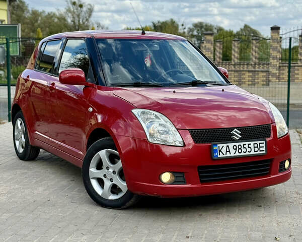 Червоний Сузукі Свифт, об'ємом двигуна 1.33 л та пробігом 168 тис. км за 5250 $, фото 1 на Automoto.ua