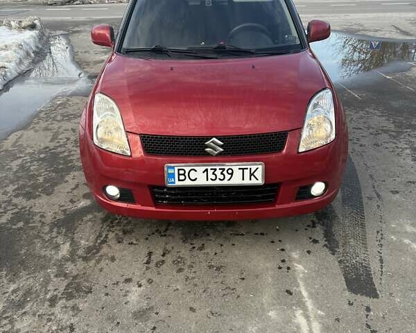 Червоний Сузукі Свифт, об'ємом двигуна 1.33 л та пробігом 155 тис. км за 4900 $, фото 1 на Automoto.ua