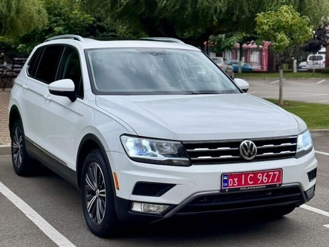 Красный Сузуки Свифт, объемом двигателя 0 л и пробегом 255 тыс. км за 5125 $, фото 1 на Automoto.ua