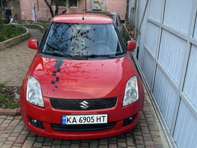 Красный Сузуки Свифт, объемом двигателя 1.2 л и пробегом 183 тыс. км за 4300 $, фото 1 на Automoto.ua