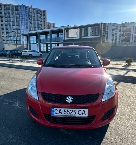 Красный Сузуки Свифт, объемом двигателя 1.3 л и пробегом 220 тыс. км за 7500 $, фото 1 на Automoto.ua