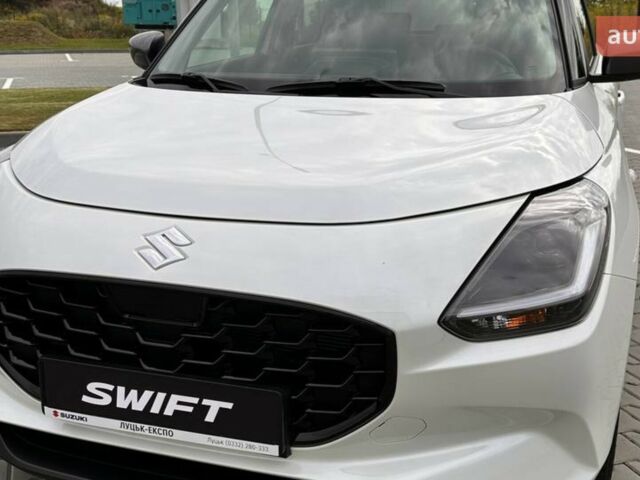 Сузуки Свифт, объемом двигателя 1.2 л и пробегом 0 тыс. км за 20365 $, фото 1 на Automoto.ua