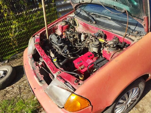 Сузуки Свифт, объемом двигателя 0 л и пробегом 0 тыс. км за 300 $, фото 1 на Automoto.ua