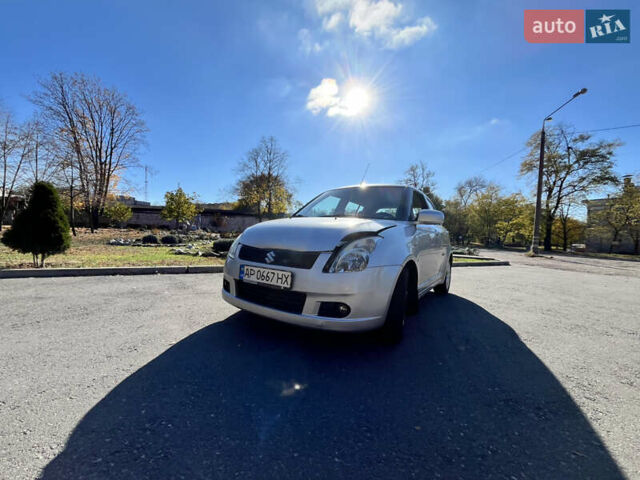 Серый Сузуки Свифт, объемом двигателя 1.33 л и пробегом 146 тыс. км за 4000 $, фото 1 на Automoto.ua