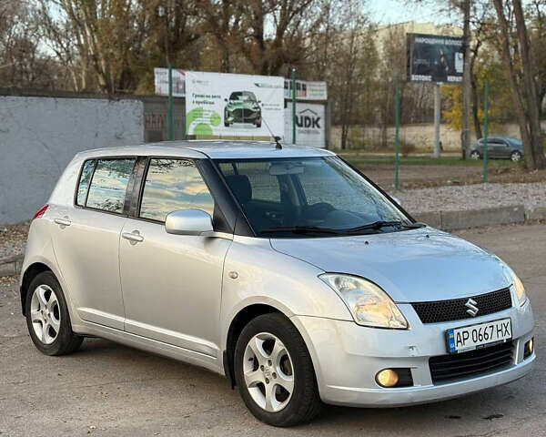 Серый Сузуки Свифт, объемом двигателя 1.33 л и пробегом 146 тыс. км за 4600 $, фото 1 на Automoto.ua