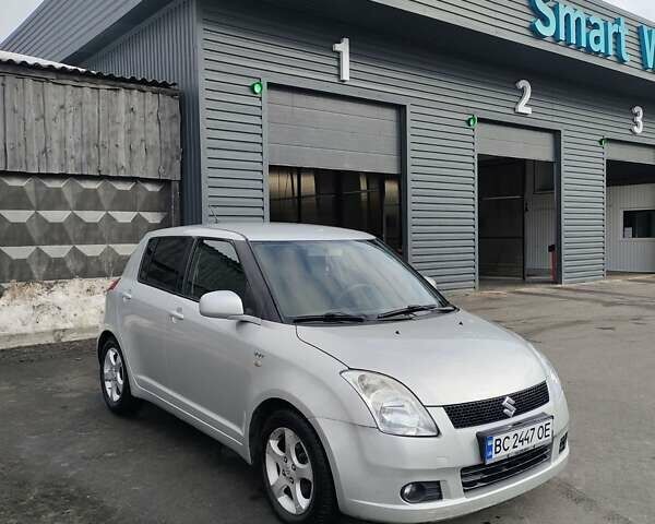 Серый Сузуки Свифт, объемом двигателя 1.49 л и пробегом 230 тыс. км за 5450 $, фото 1 на Automoto.ua