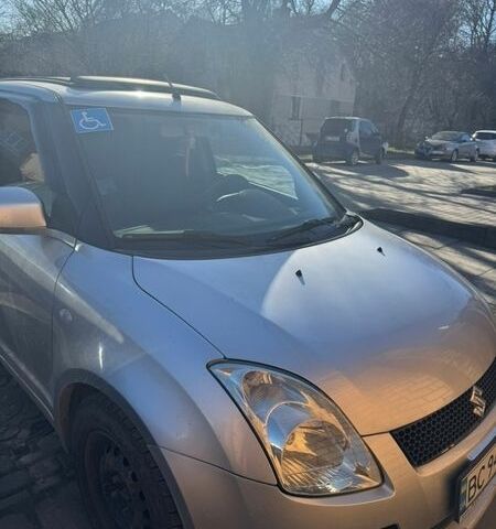 Сірий Сузукі Свифт, об'ємом двигуна 1.33 л та пробігом 197 тис. км за 5000 $, фото 1 на Automoto.ua