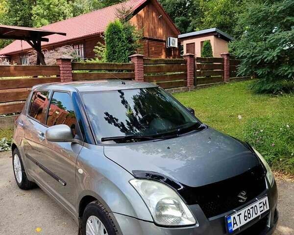 Сірий Сузукі Свифт, об'ємом двигуна 1.49 л та пробігом 199 тис. км за 5500 $, фото 1 на Automoto.ua