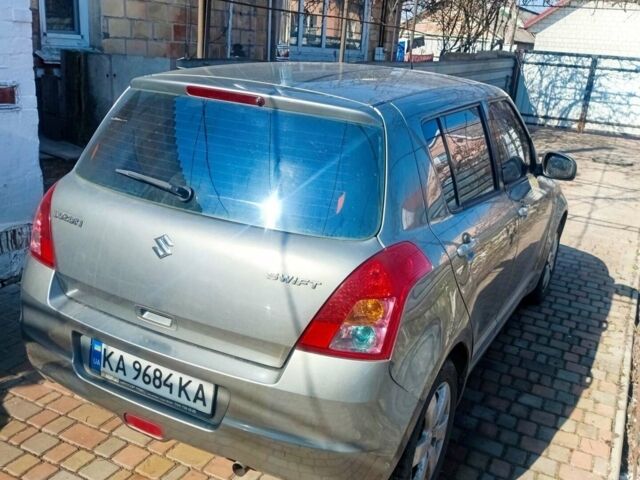 Серый Сузуки Свифт, объемом двигателя 1.3 л и пробегом 181 тыс. км за 4500 $, фото 1 на Automoto.ua