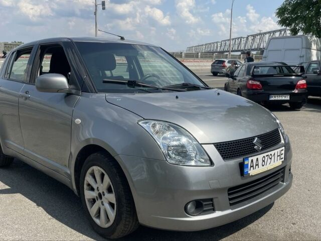 Сірий Сузукі Свифт, об'ємом двигуна 1.3 л та пробігом 180 тис. км за 5800 $, фото 1 на Automoto.ua