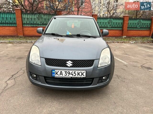 Серый Сузуки Свифт, объемом двигателя 1.33 л и пробегом 205 тыс. км за 6900 $, фото 1 на Automoto.ua