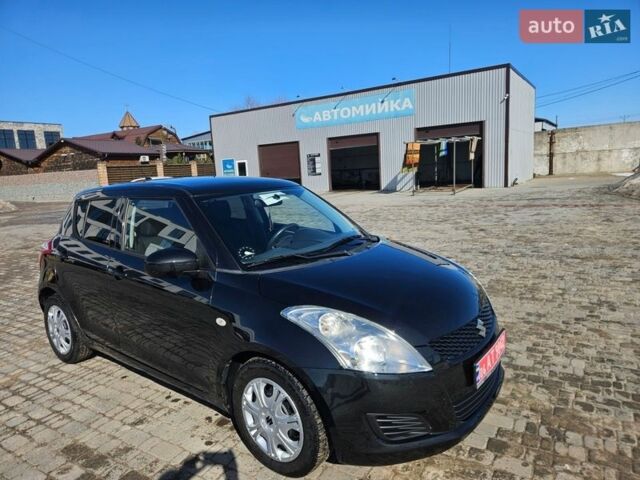 Серый Сузуки Свифт, объемом двигателя 1.3 л и пробегом 148 тыс. км за 7500 $, фото 1 на Automoto.ua