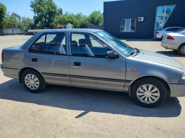 Сірий Сузукі Свифт, об'ємом двигуна 1.3 л та пробігом 350 тис. км за 1800 $, фото 1 на Automoto.ua