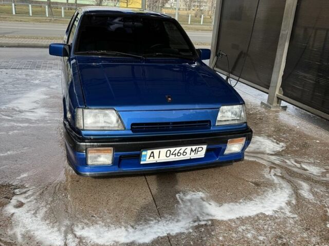 Синий Сузуки Свифт, объемом двигателя 1.3 л и пробегом 60 тыс. км за 1100 $, фото 1 на Automoto.ua