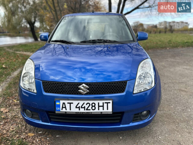 Синий Сузуки Свифт, объемом двигателя 1.33 л и пробегом 184 тыс. км за 4900 $, фото 1 на Automoto.ua