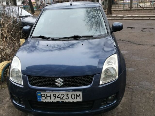 Синий Сузуки Свифт, объемом двигателя 1.33 л и пробегом 190 тыс. км за 4000 $, фото 1 на Automoto.ua
