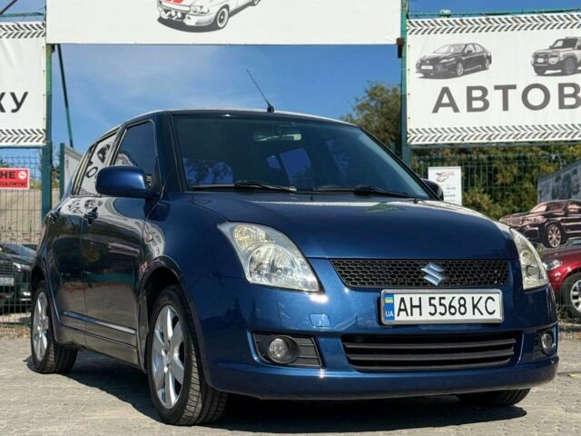 Синій Сузукі Свифт, об'ємом двигуна 15 л та пробігом 178 тис. км за 5900 $, фото 1 на Automoto.ua