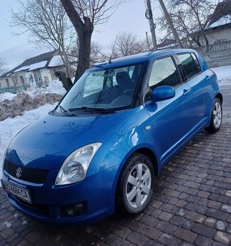 Синій Сузукі Свифт, об'ємом двигуна 1.33 л та пробігом 194 тис. км за 4400 $, фото 1 на Automoto.ua