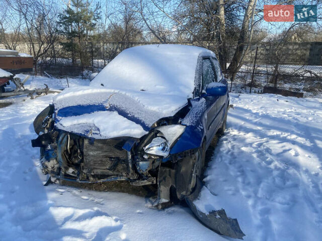 Синий Сузуки Свифт, объемом двигателя 1.33 л и пробегом 100 тыс. км за 1550 $, фото 1 на Automoto.ua