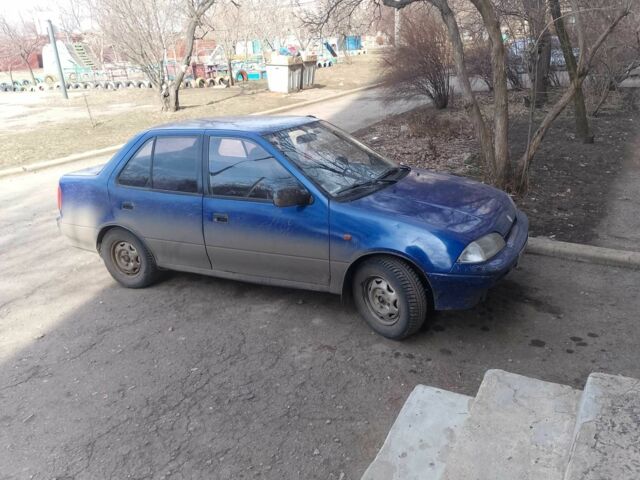 Синій Сузукі Свифт, об'ємом двигуна 1.3 л та пробігом 1 тис. км за 894 $, фото 1 на Automoto.ua