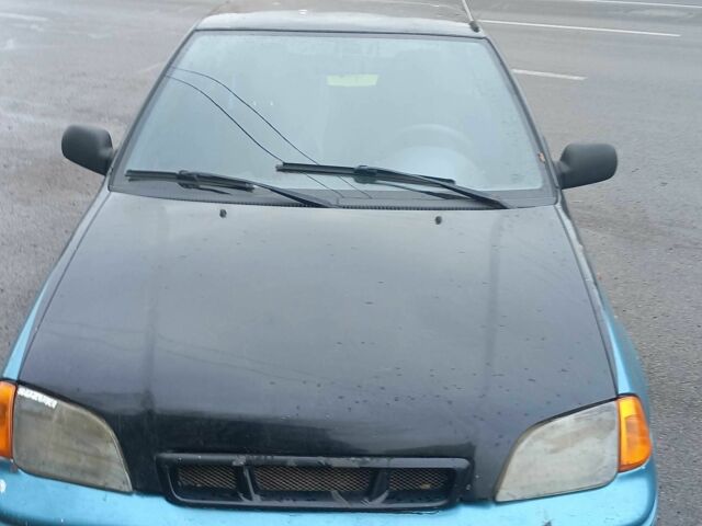 Зеленый Сузуки Свифт, объемом двигателя 0 л и пробегом 40 тыс. км за 571 $, фото 1 на Automoto.ua