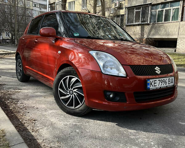 Помаранчевий Сузукі Свифт, об'ємом двигуна 1.49 л та пробігом 180 тис. км за 6700 $, фото 1 на Automoto.ua