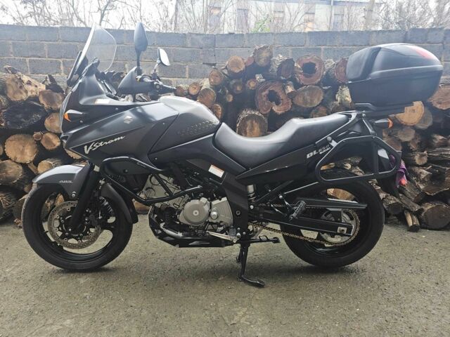 Сузукі В-Шторм, об'ємом двигуна 0.65 л та пробігом 0 тис. км за 5300 $, фото 1 на Automoto.ua