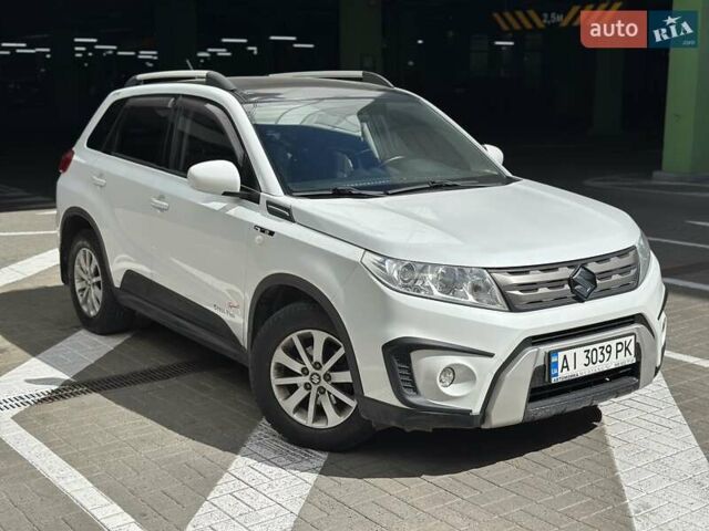 Білий Сузукі Вітара, об'ємом двигуна 1.59 л та пробігом 155 тис. км за 14700 $, фото 1 на Automoto.ua