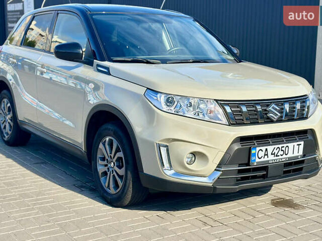 Сузуки Витара 2022 в Софіївська Борщагівка на Automoto.ua Белый Сузуки Витара, объемом двигателя 1.59 л и пробегом 68 тыс. км за 20500 $, фото 1 на Automoto.ua