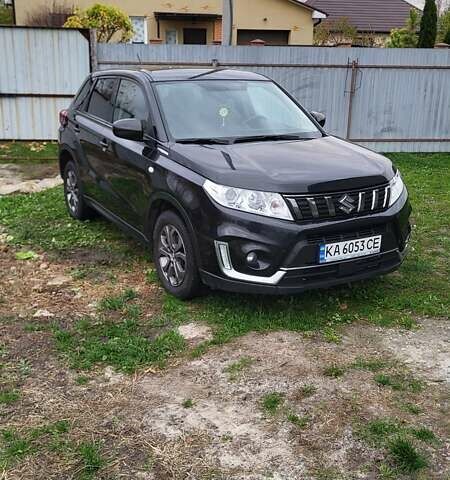 Чорний Сузукі Вітара, об'ємом двигуна 1.59 л та пробігом 121 тис. км за 17000 $, фото 1 на Automoto.ua