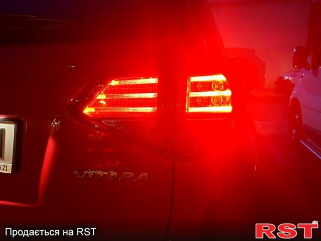 Красный Сузуки Витара, объемом двигателя 1.6 л и пробегом 14 тыс. км за 21900 $, фото 1 на Automoto.ua