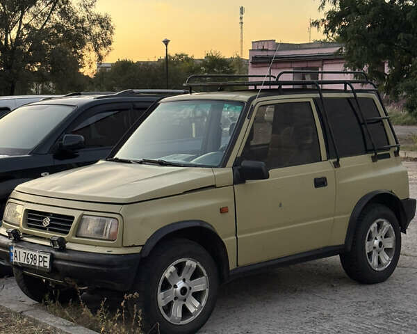 Сузуки Витара, объемом двигателя 1.6 л и пробегом 330 тыс. км за 4000 $, фото 1 на Automoto.ua