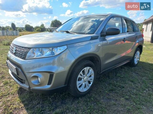 Серый Сузуки Витара, объемом двигателя 1.59 л и пробегом 122 тыс. км за 16900 $, фото 1 на Automoto.ua