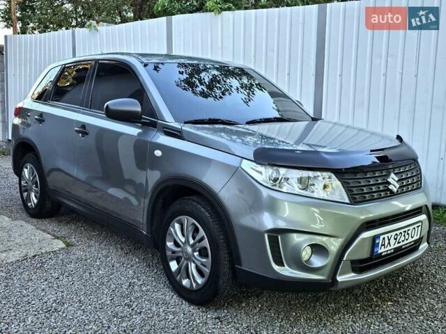 Серый Сузуки Витара, объемом двигателя 1.59 л и пробегом 147 тыс. км за 14444 $, фото 1 на Automoto.ua