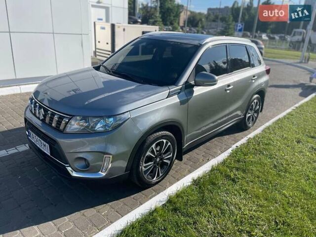 Сірий Сузукі Вітара, об'ємом двигуна 1.4 л та пробігом 64 тис. км за 19300 $, фото 1 на Automoto.ua