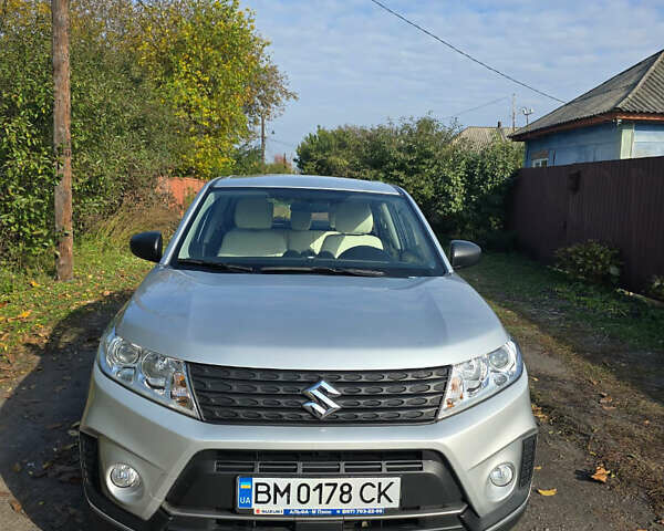 Серый Сузуки Витара, объемом двигателя 1.59 л и пробегом 55 тыс. км за 17800 $, фото 1 на Automoto.ua